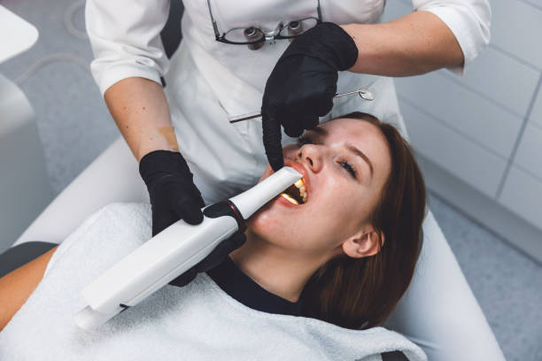 Best Weekend Emergency Dentist in Bell Gardens, CA